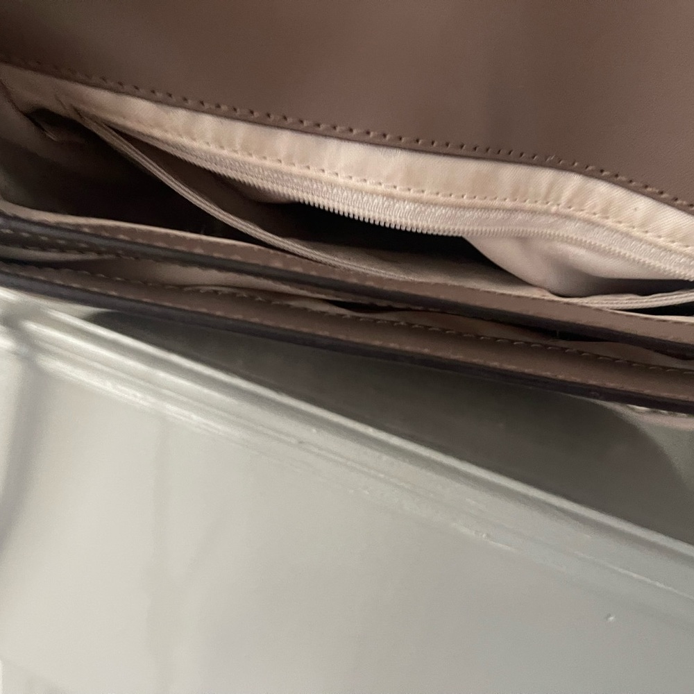 Kate Spade purse - Picture 3 of 3